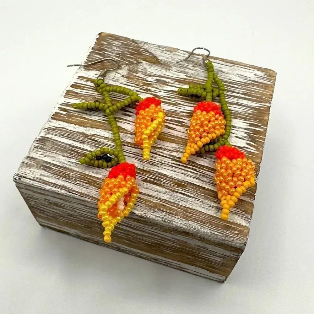 Vintage Handmade Seedbed Flower Earrings